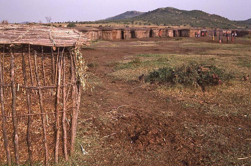 WT 1400 203-25 Kenya.jpg